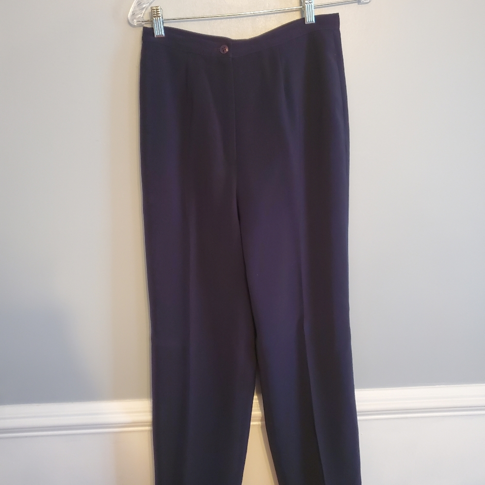Kasper pantsuit - Picture 7 of 8